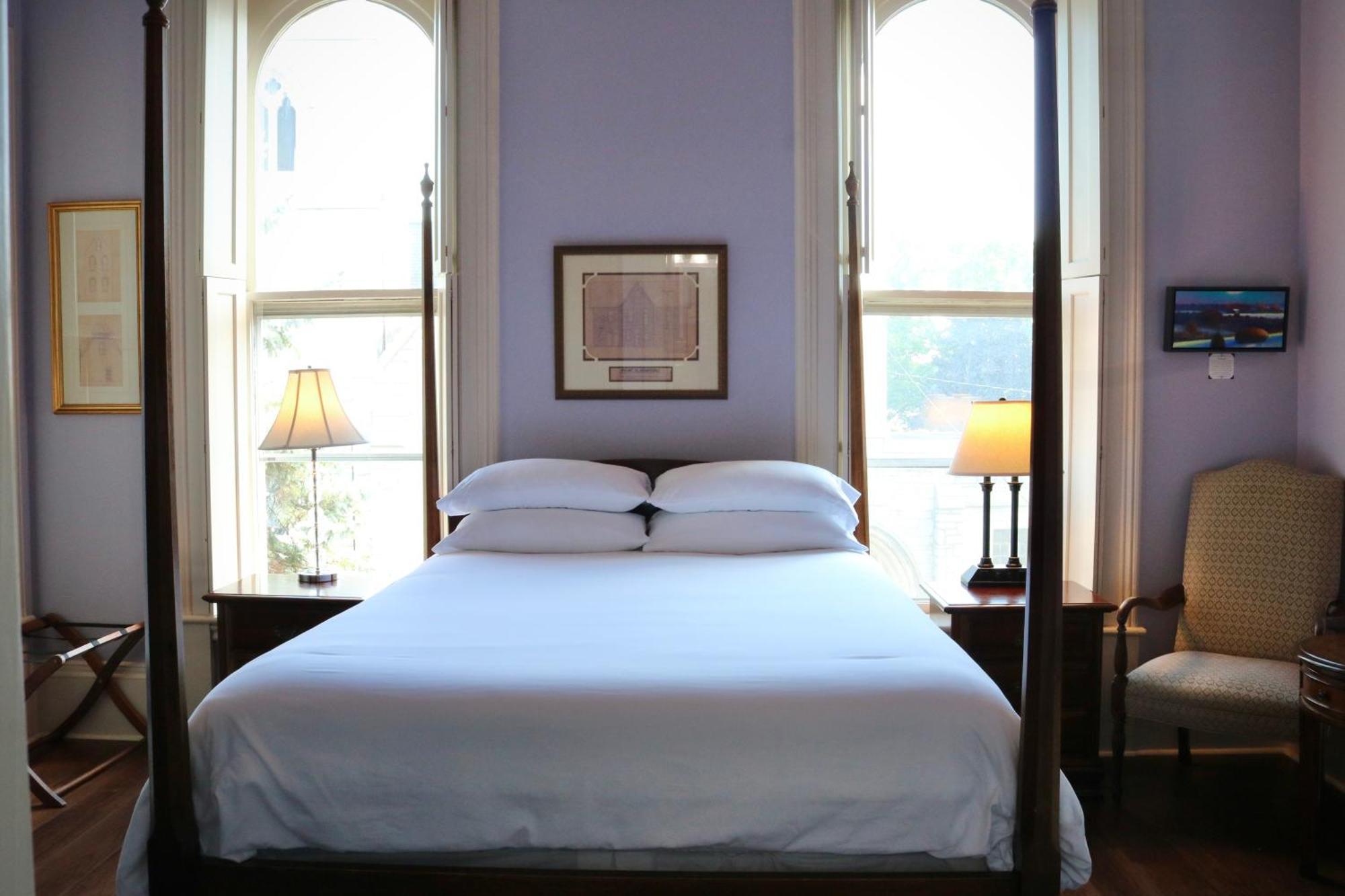 Hotel The Joshua Wilton House Harrisonburg Exterior foto