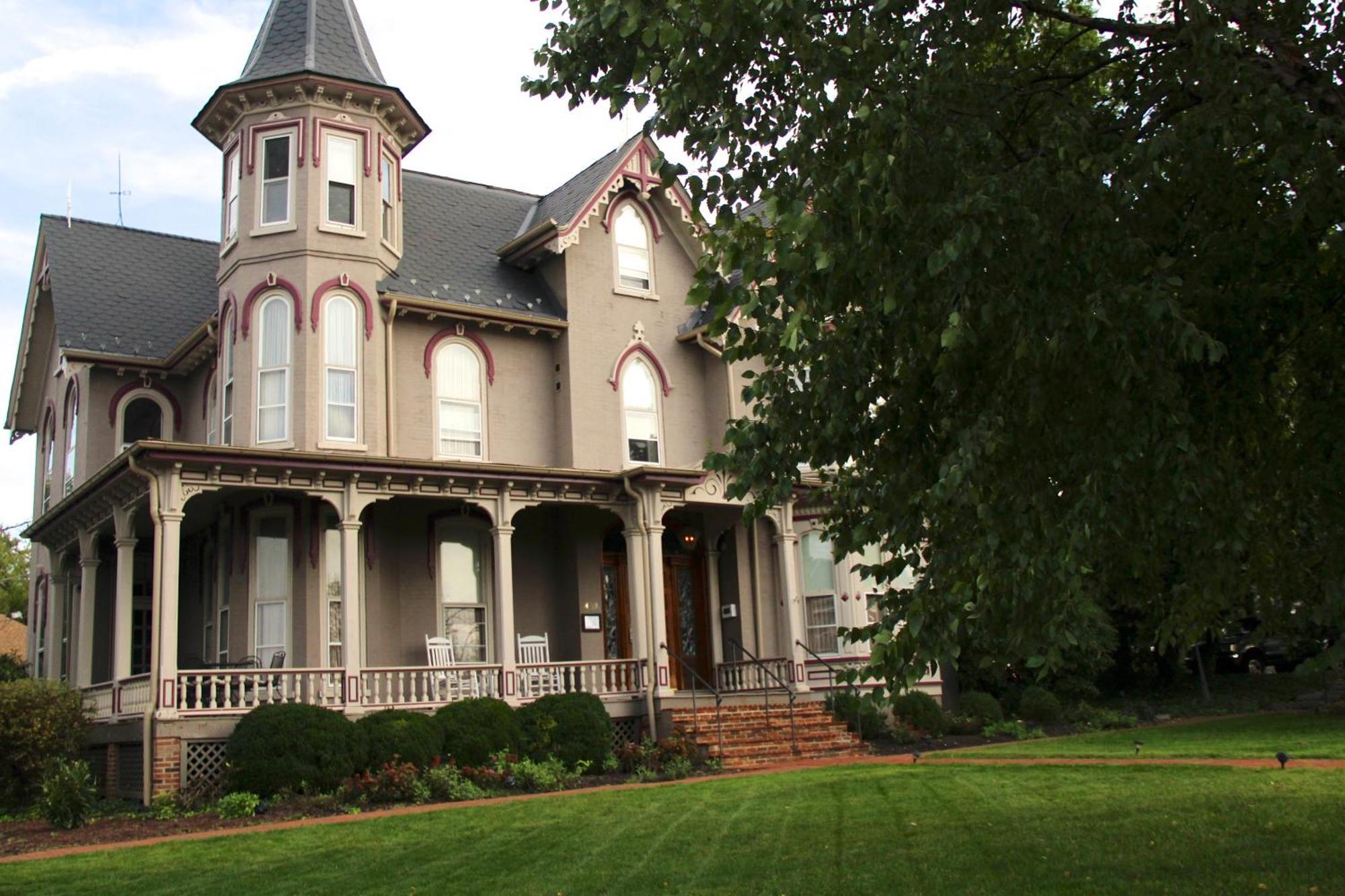 Hotel The Joshua Wilton House Harrisonburg Exterior foto